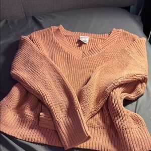 Women's V-Neck Sweater - Pink